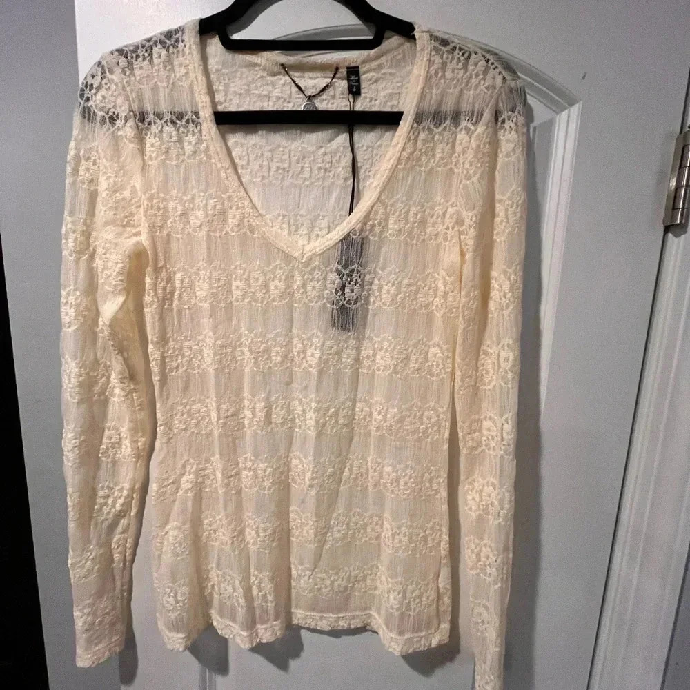 ~BKE Boutique~ Lace Top - Small